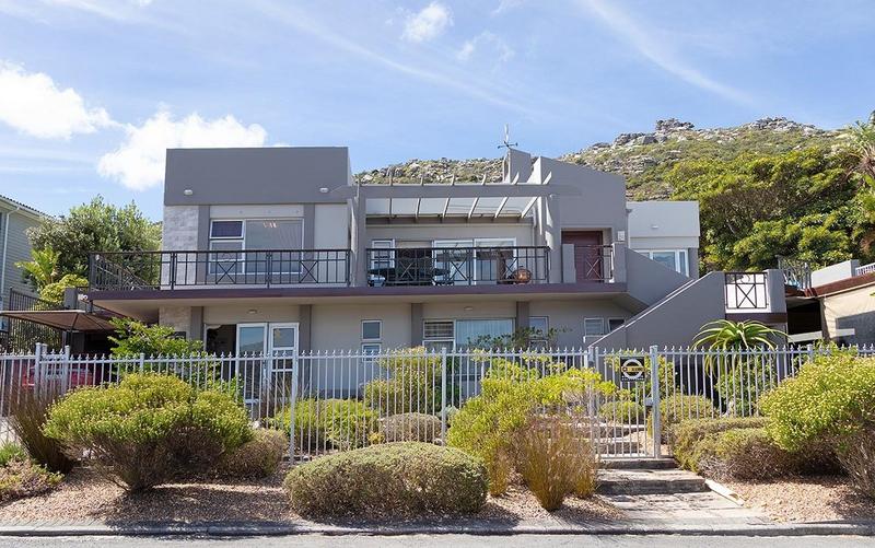 5 Bedroom Property for Sale in Glencairn Heights Western Cape